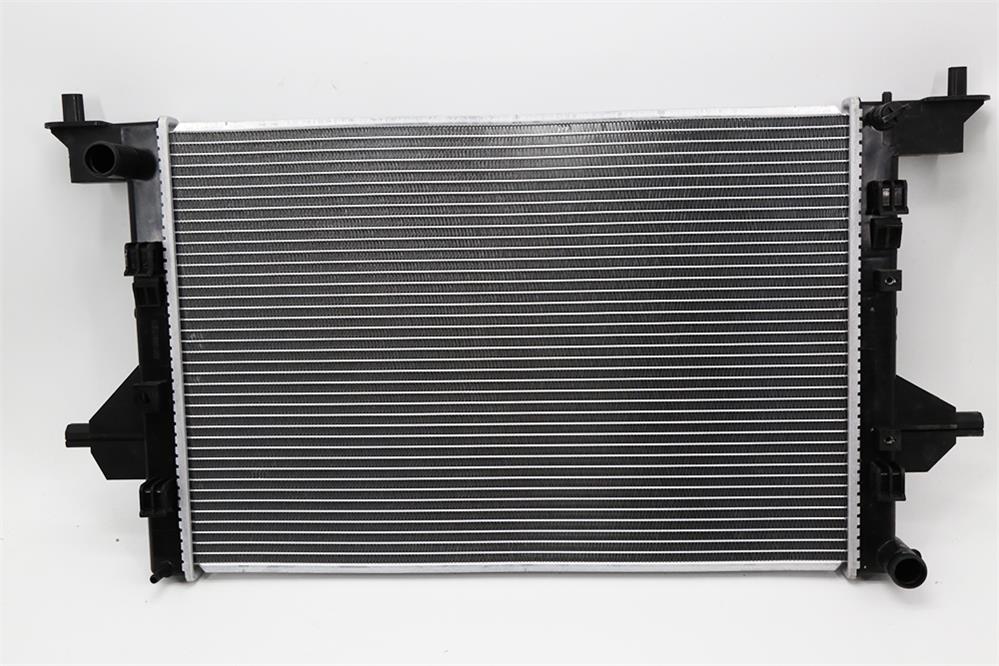 10413522 Roewe Car Roewe Ei5 Su çəninin radiatoru üçün alüminium mesh