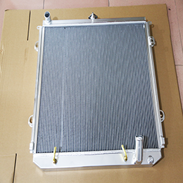 Premium Tam Alüminium Radiator Fit Lexus LX570 OE 5700 Avtomatik Soyutma Sistemi Radiatoru
